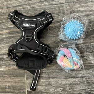 Rabbitgoo Black Dog Harness with Toys new Sz S